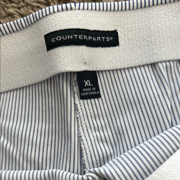 Striped Cropped Pants - Picture 3 of 4